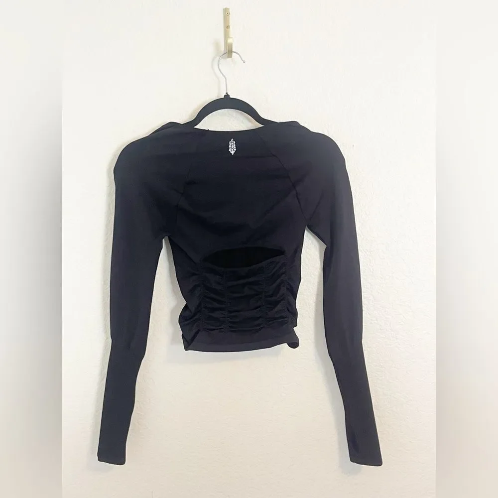 Free People Movement Good Karma Ruched Layer Top in black XS/S. NWT
